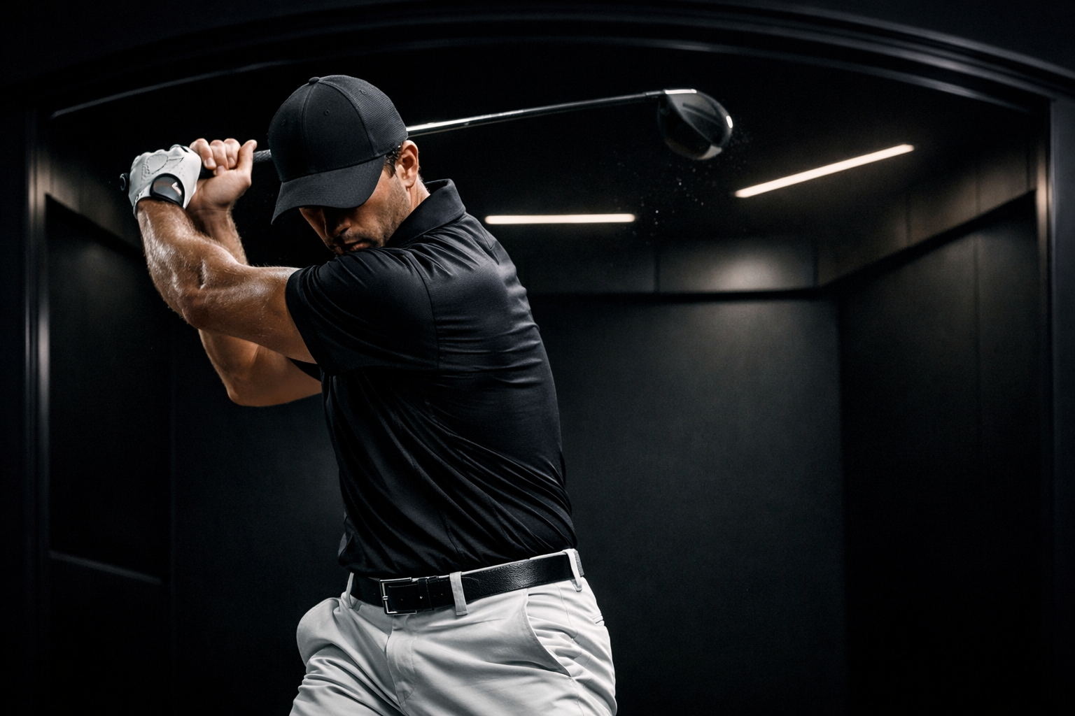 Golfista en el simulador